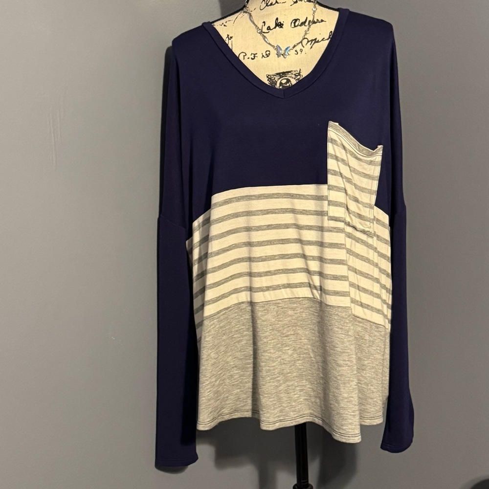 Entro Navy and Gray Striped Women's Top